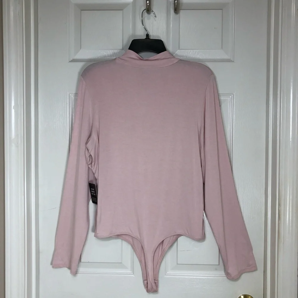 Express Stretchy Soft Light Pink Lined Front Monk Long Sleeve‎ Thong Bodysuit XL